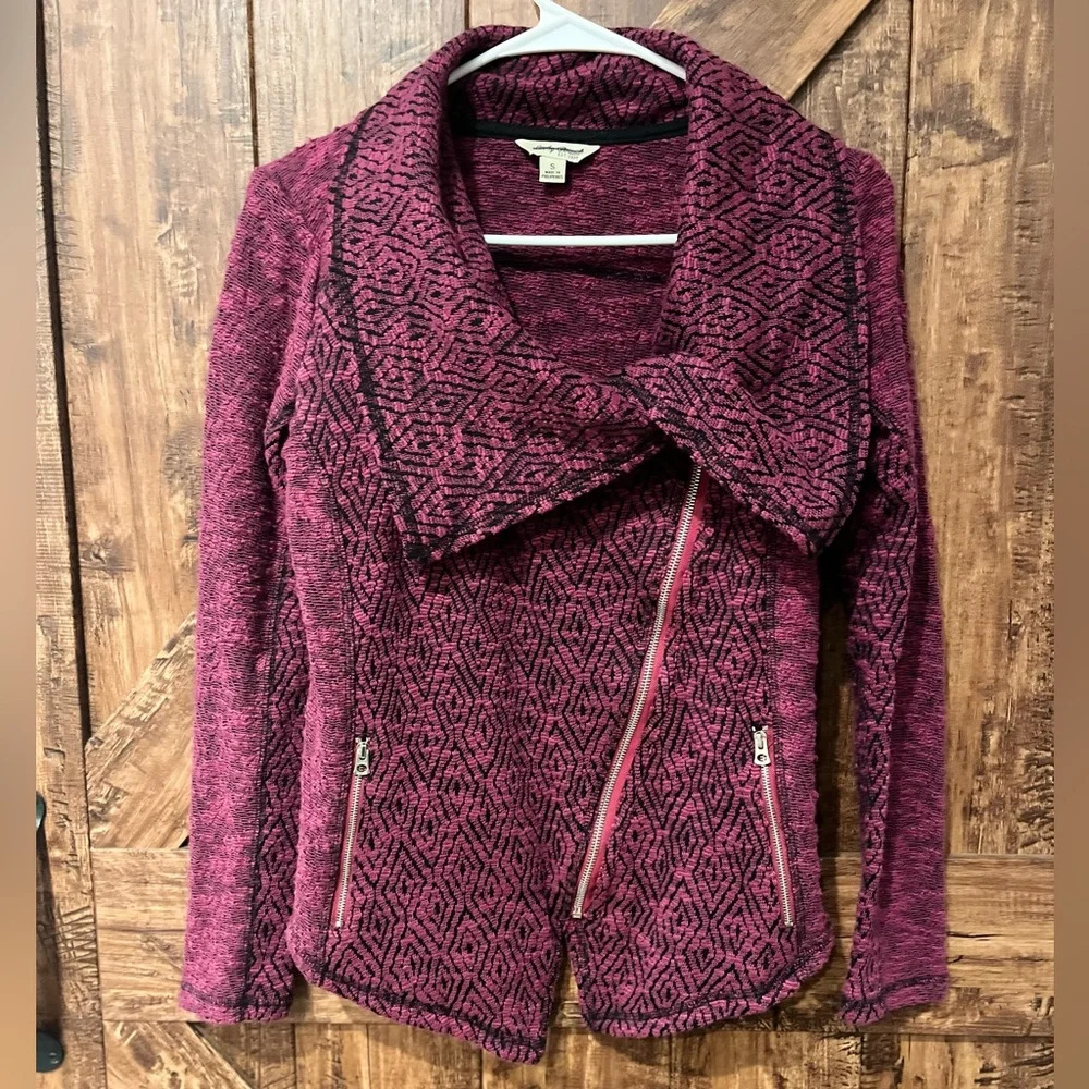 Luck brand women’s purple and black soft textured jacket